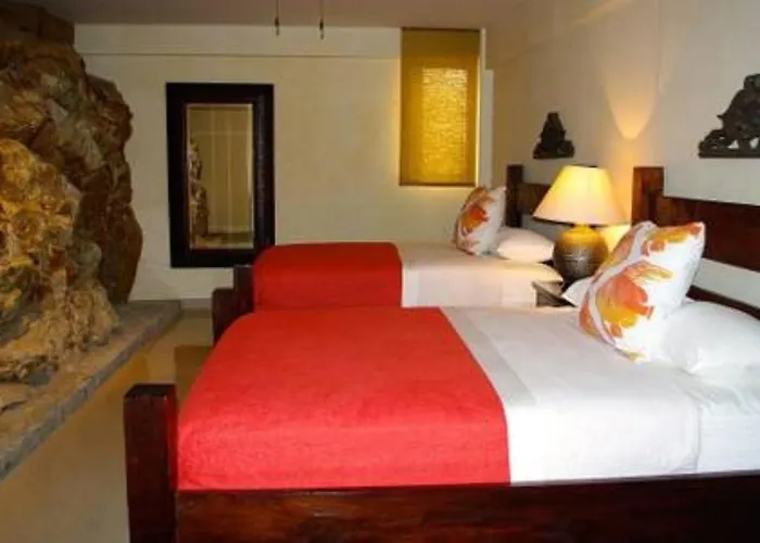 Luxury With Two Pools, Great For Large Groups Villa